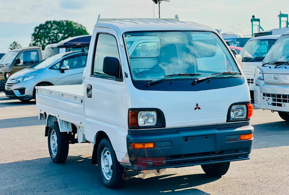 Mitsubishi Mini Cab Truck 1997