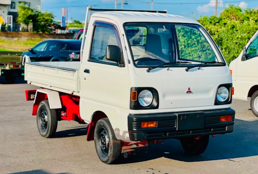 Mitsubishi Minicab | Dump 1992 photo 14