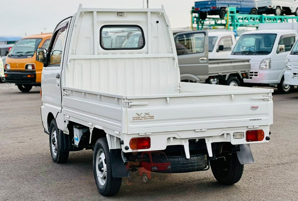 1994 Mitsubishi Minicab Truck 4WD photo 6