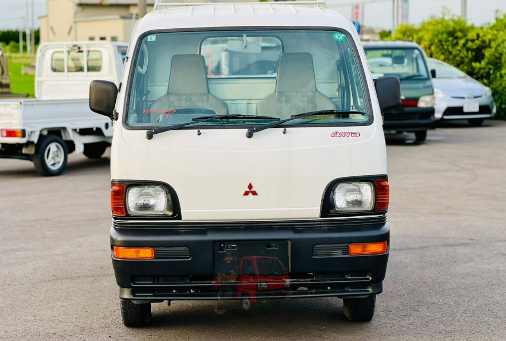 1994 Mitsubishi Minicab Truck 4WD photo 7