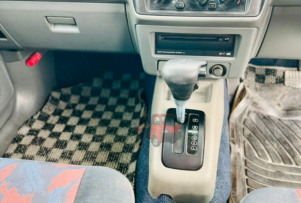 1998 Mitsubishi Pajero Mini 4WD photo 9
