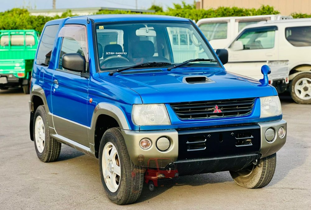 1998 Mitsubishi Pajero Mini 4WD photo 10
