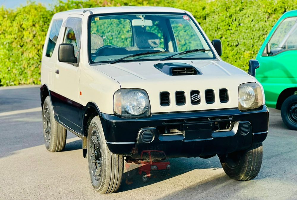 2000 Suzuki Jimny 4WD photo 9
