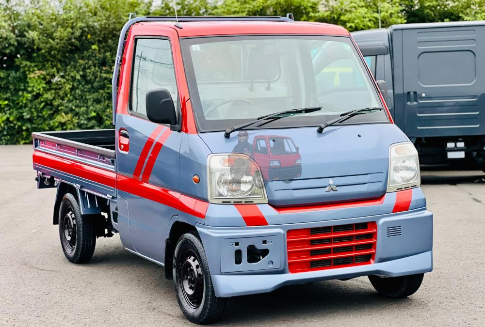 2000 Mitsubishi Minicab Truck 4WD
