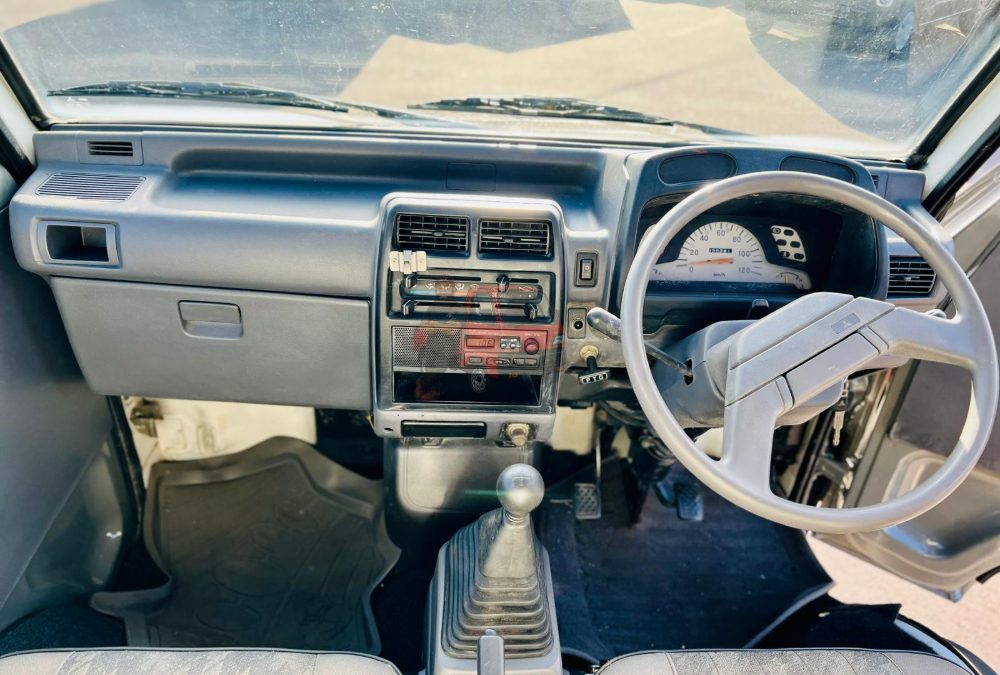 1999 Mitsubishi Minicab Dump Truck 4WD photo 17