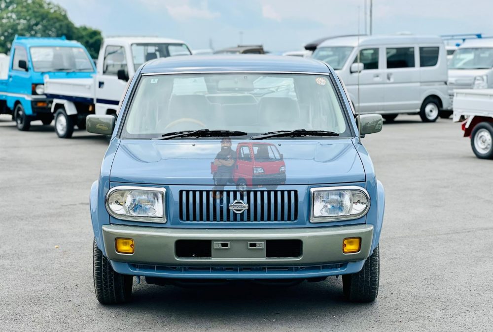 1998 Nissan Rasheen SUV photo 3