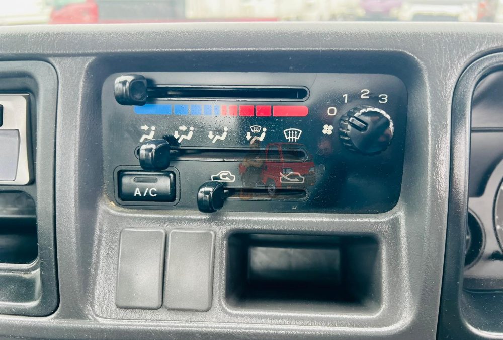 2001 Subaru Sambar Truck 4WD photo 11