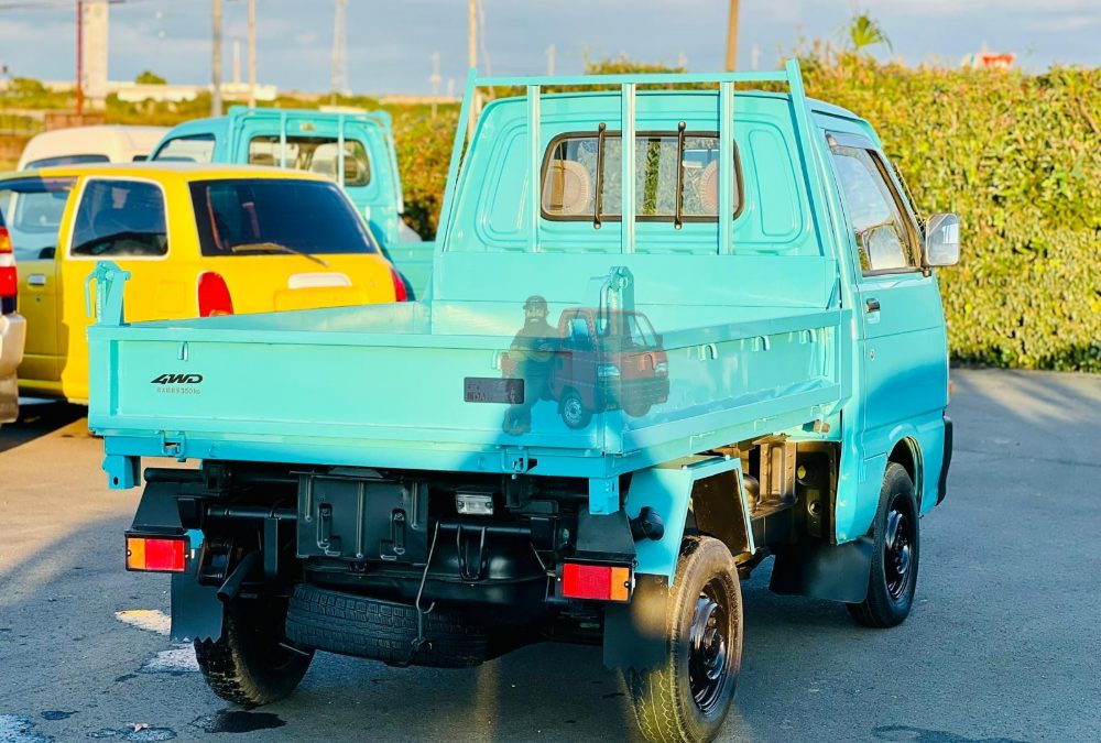 1994 Daihatsu Hijet Dump Truck 4WD photo 18