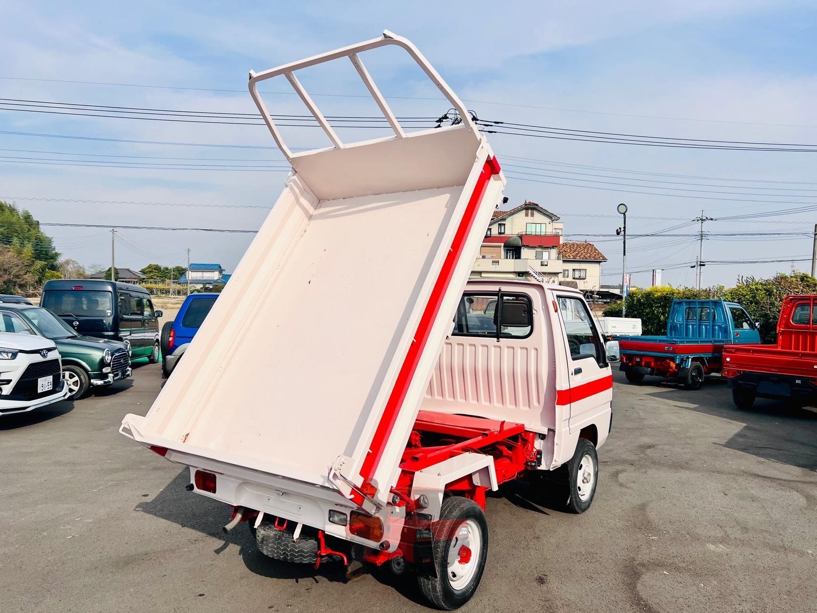 1990 Mitsubishi Minicab photo 8