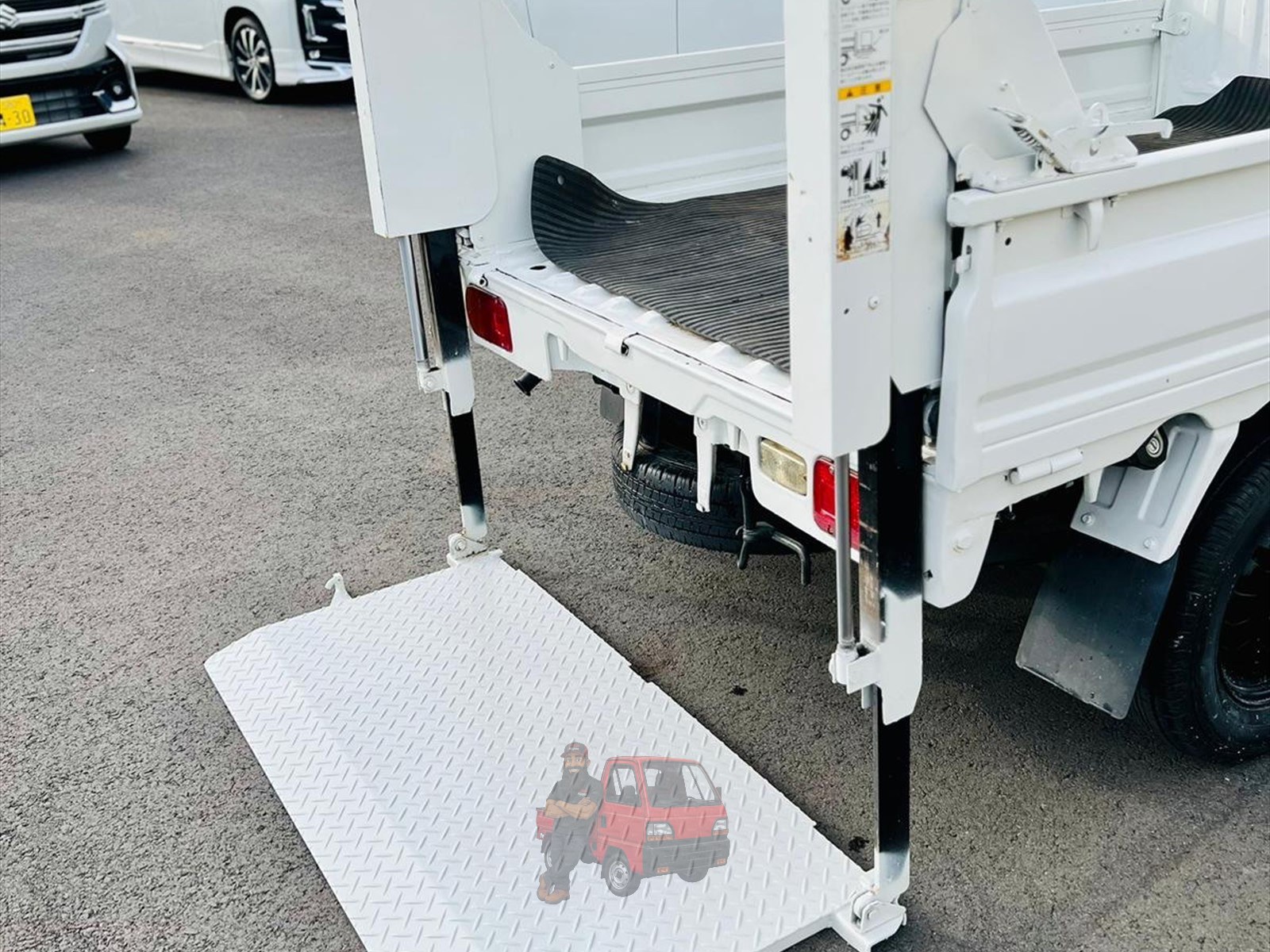 1997 Mitsubishi Lift Gate Minicab photo 3