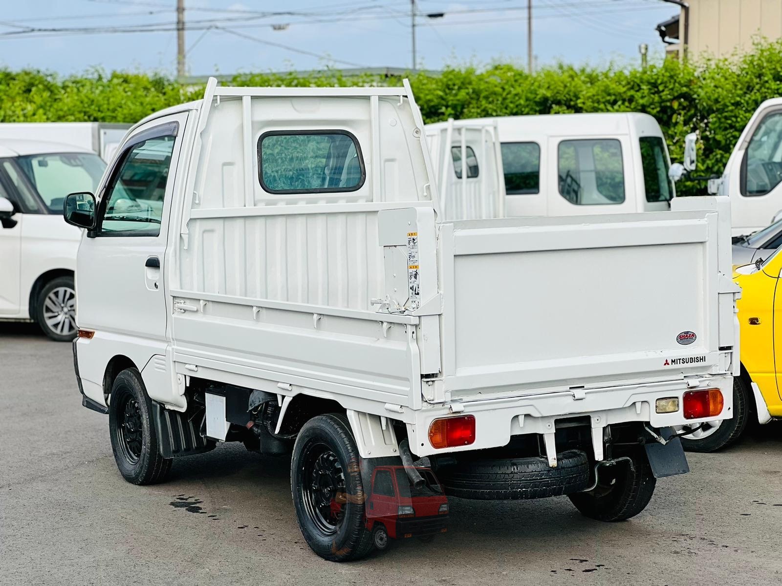 1997 Mitsubishi Lift Gate Minicab photo 4