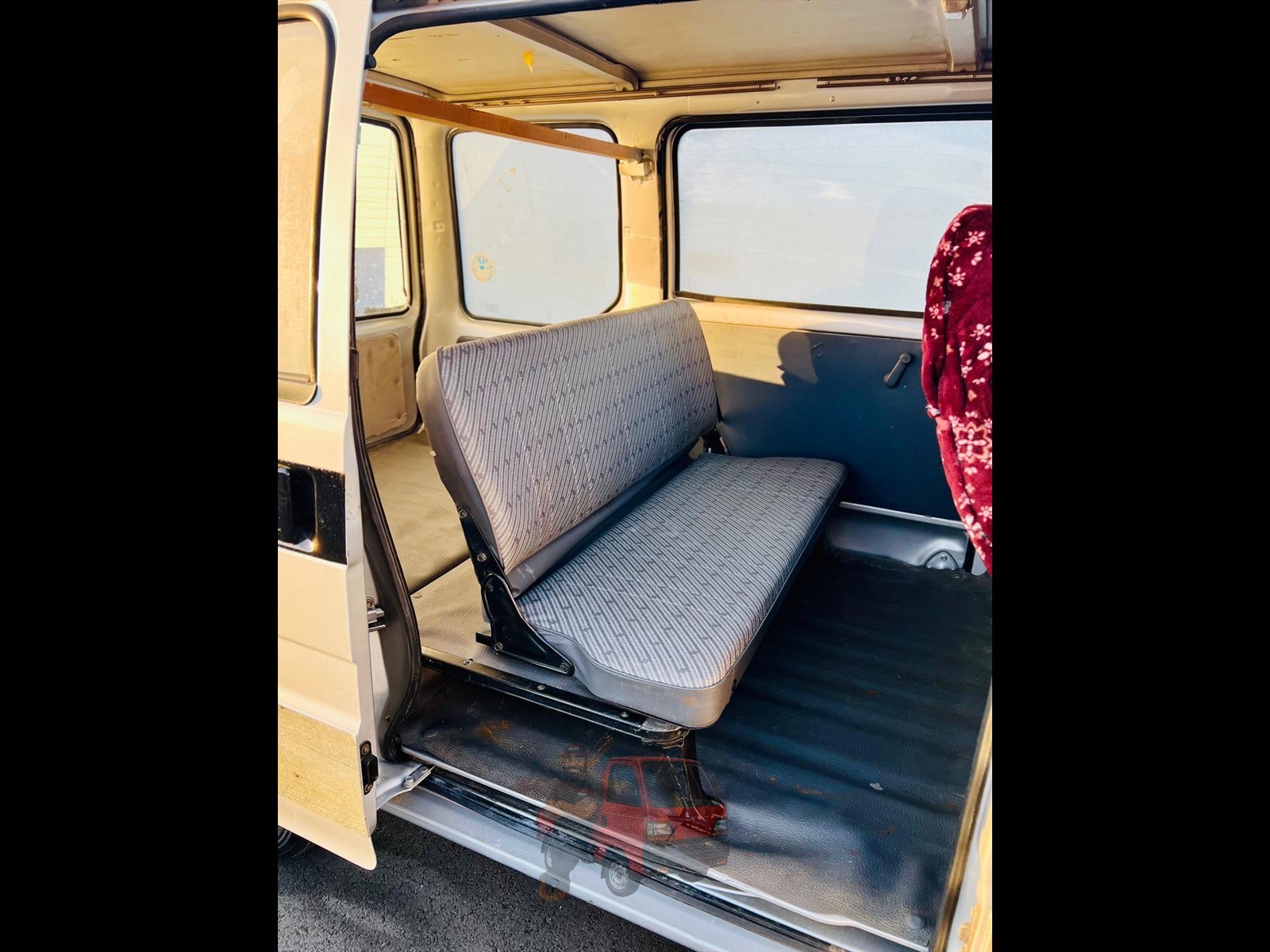 1991 Subaru Mini Van photo 2