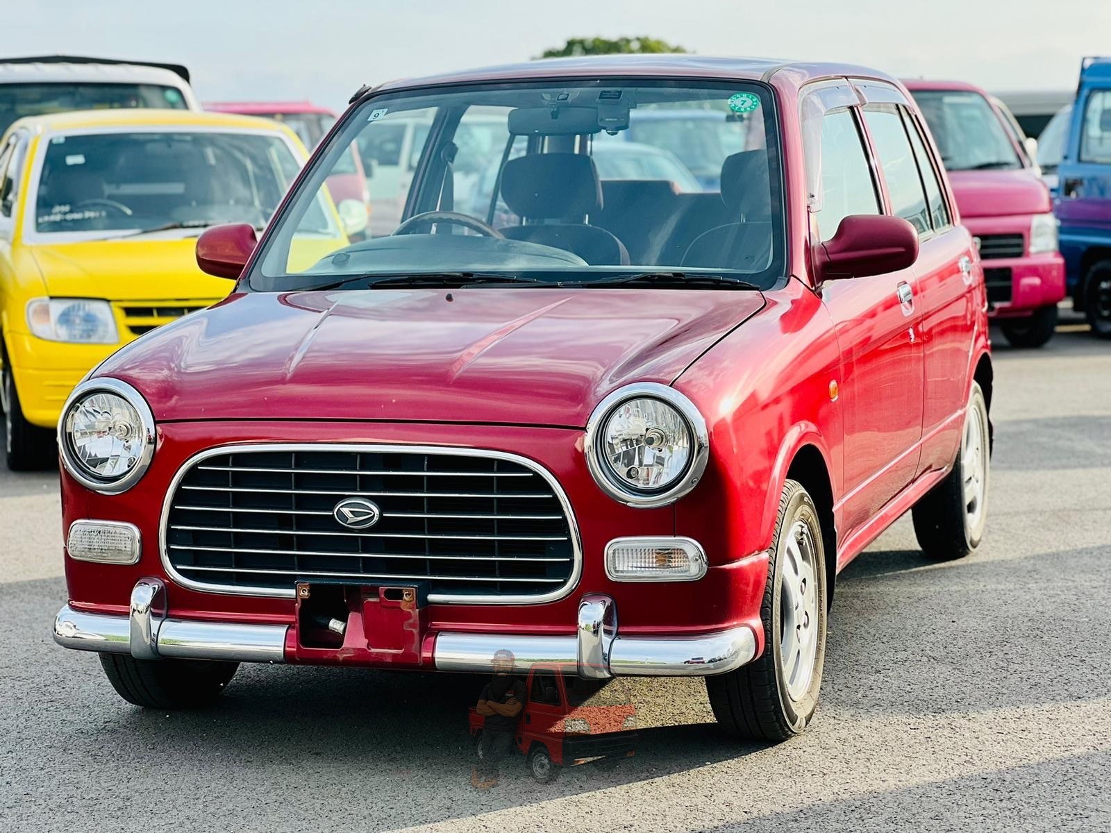 1999 Daihatsu Mira photo 3