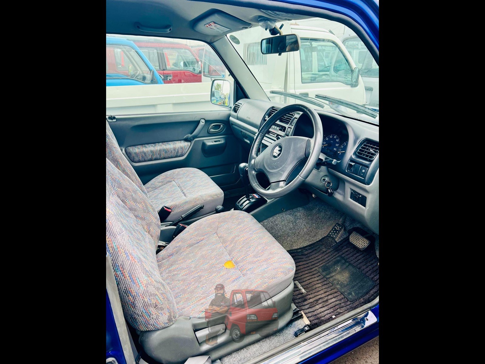 1999 Suzuki Jimny photo 11
