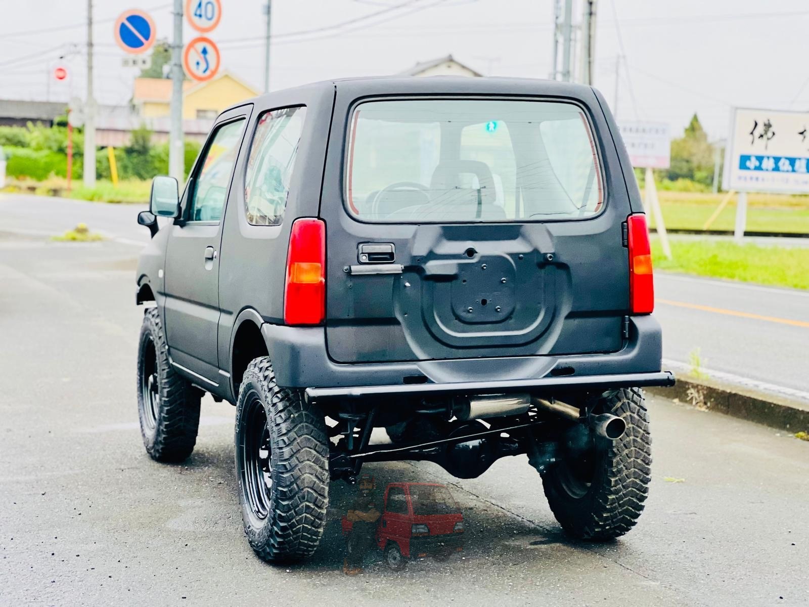 1999 Suzuki Jimny photo 6